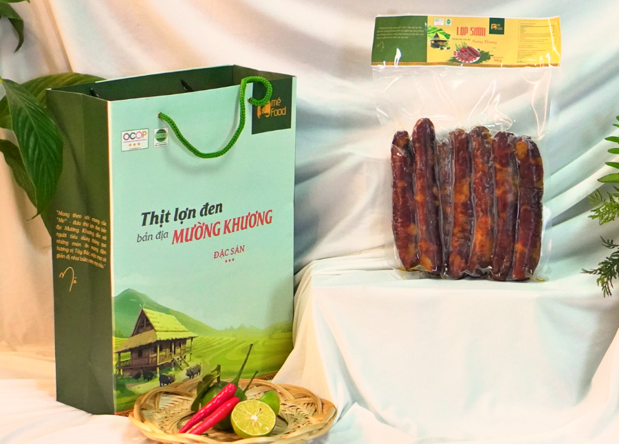 Lạp sườn lợn đen bản địa Mường Khương Mé Food – Đặc sản hun khói đậm vị núi rừng Tây Bắc