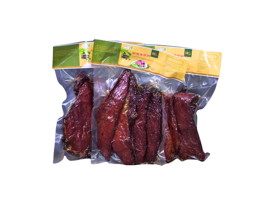 Nạc vai gác bếp Mường Khương đậm đà thơm lừng đặc sản núi rừng